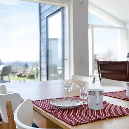 Nyaraló Ogoti - 250m From The Sea By Interhome