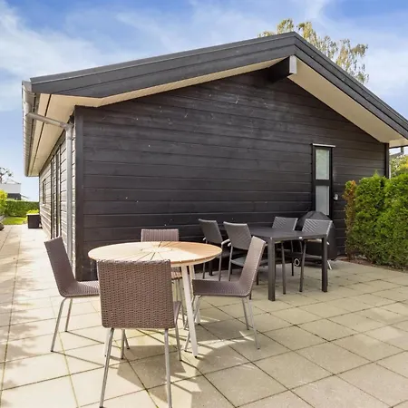 Ogoti - 250m From The Sea By Interhome Nyaraló Ebeltoft