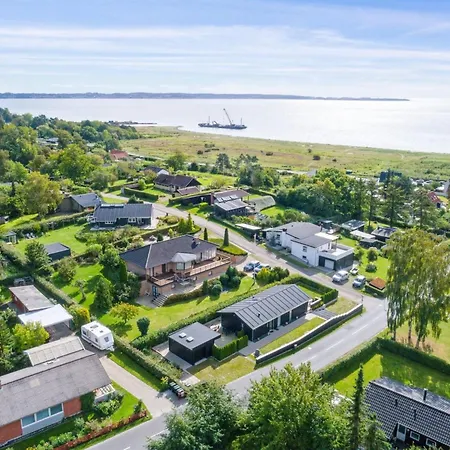 Ogoti - 250m From The Sea By Interhome Nyaraló *
